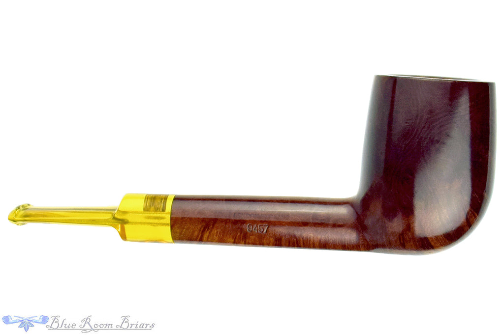 Blue Room Briars is proud to present this GBD Century 9457 Lovat Sitter Estate Pipe