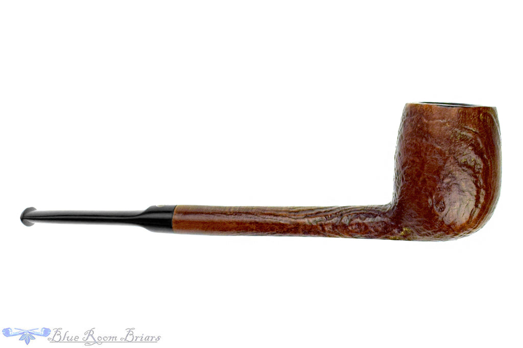 Blue Room Briar is proud to present this GBD Sablée Standard 255 (1940s Make) Sandblast Lumberman Sitter Estate Pipe