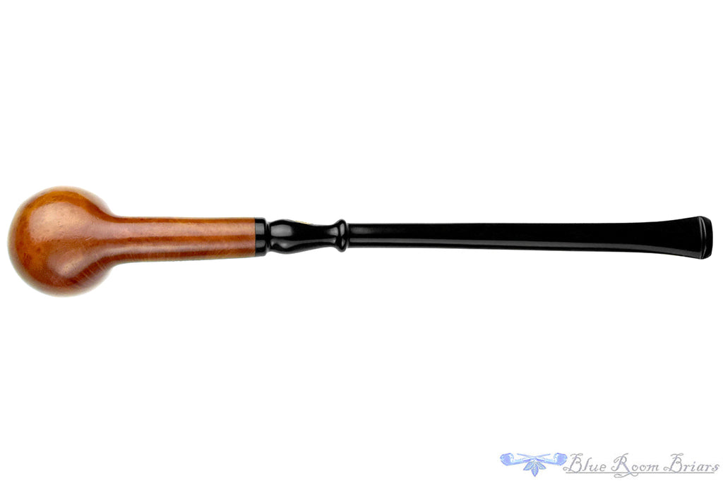 Blue Room Briars is proud to present this GBD Comtesse Demi-Warden Billiard Estate Pipe