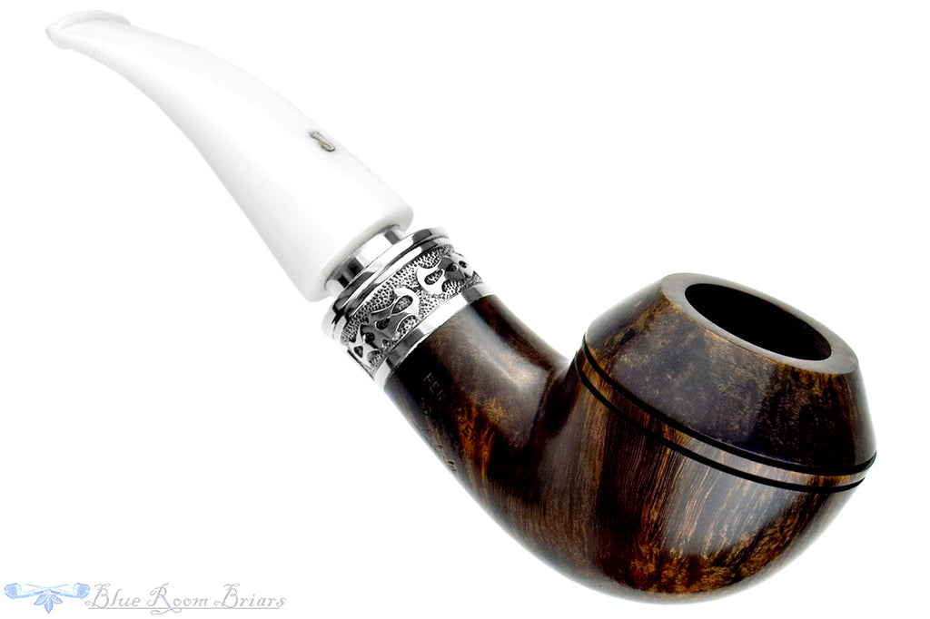 Blue Room Briars is proud to present this Ser Jacopo Delecta Bent Rhodesian with Silver Estate Pipe