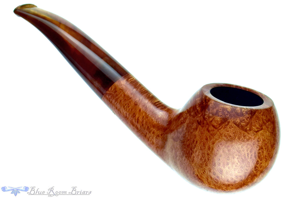 Blue Room Briar is proud to present this BriarWorks Classic C101 Author Estate Pipe