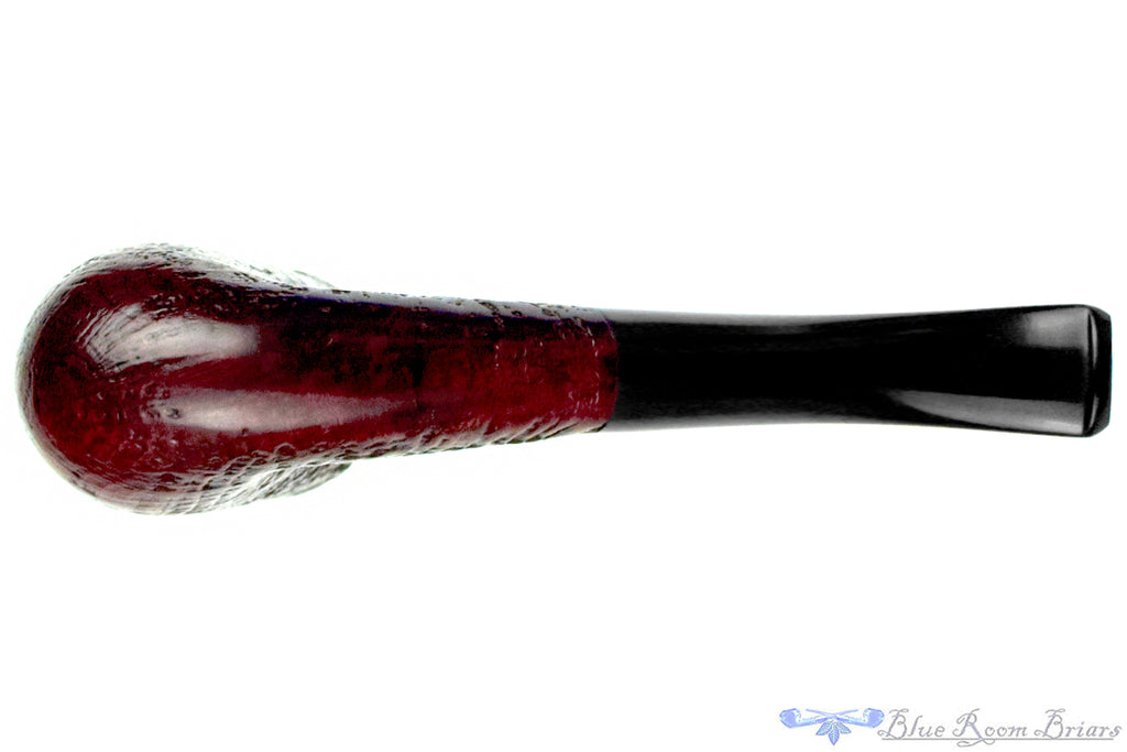 Blue Room Briar is proud to present this Tsuge Topper Bent Sandblast Chimney Stack