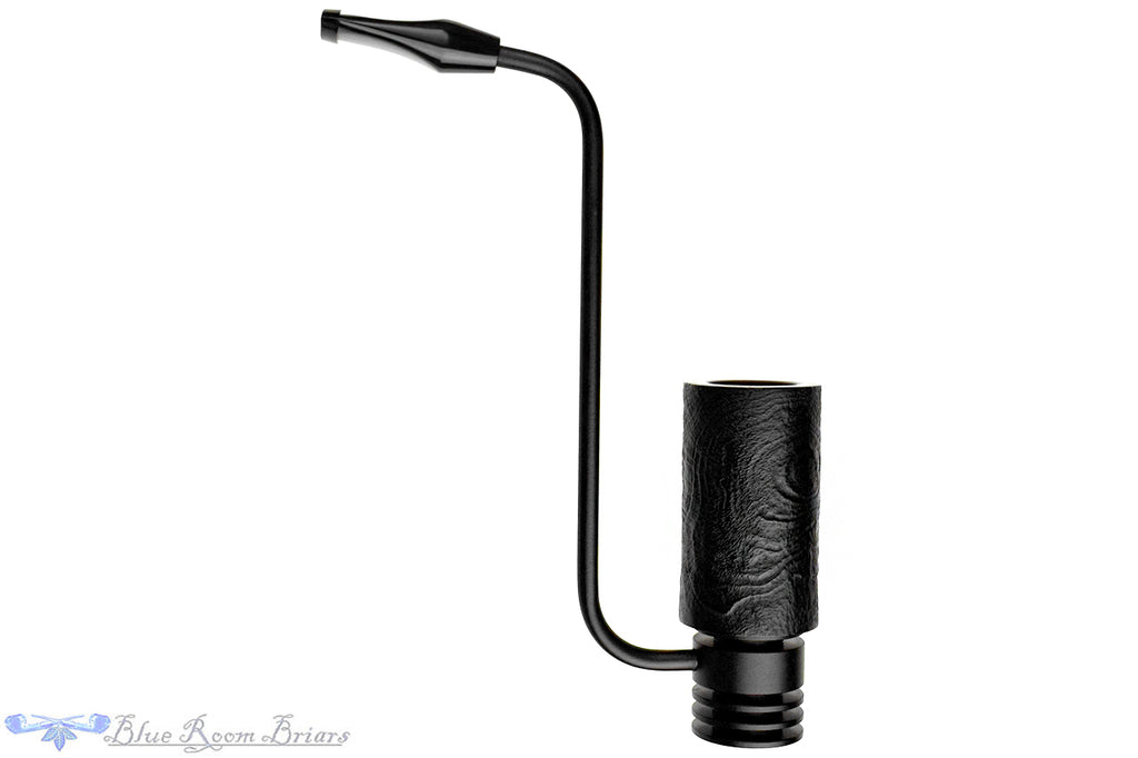Blue Room Briars is proud to present this H Wiebe Radiator Sitter Estate Pipe