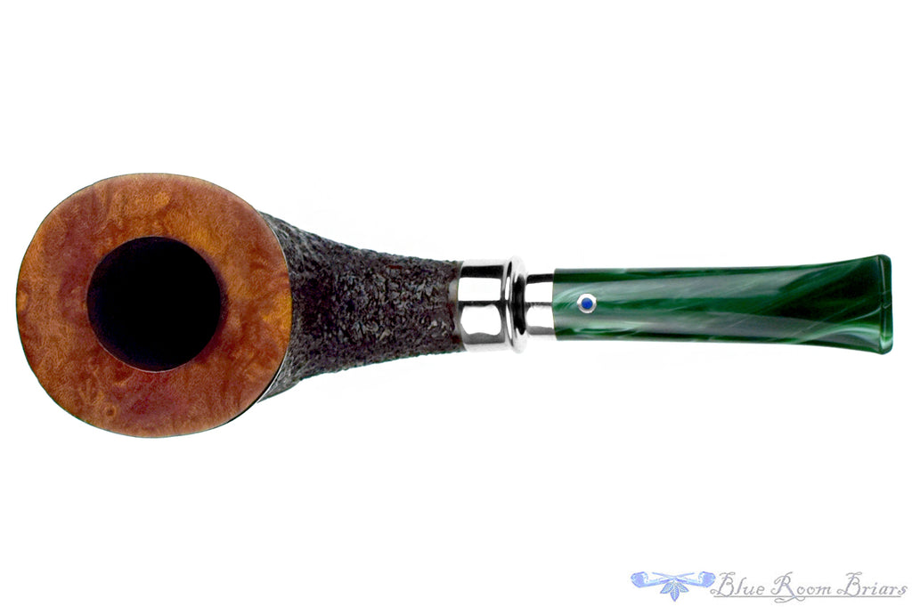 Blue Room Briar is proud to present this Ardor Tabacco (2020 Make) Carved Horn and Leaf with Silver Estate Pipe