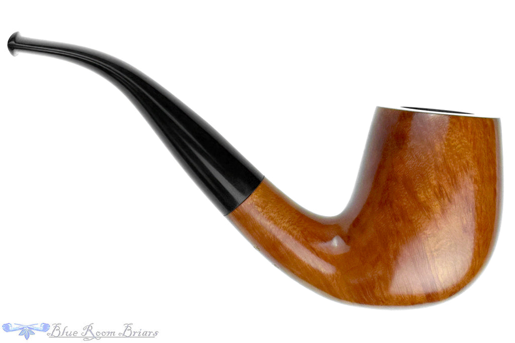 Blue Room Briars is proud to present this Clarence Mickles (2000 Make) Large Bent Billiard Estate Pipe