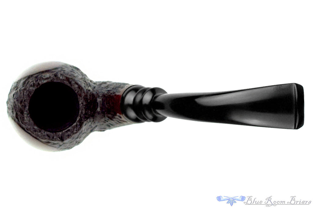 Victors Partial Rusticated Oom Paul Estate Pipe