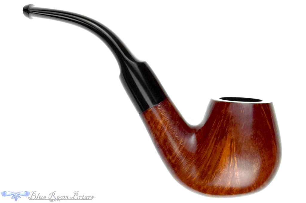 Blue Room Briars is proud to present this Willmer Bent Billiard Estate Pipe