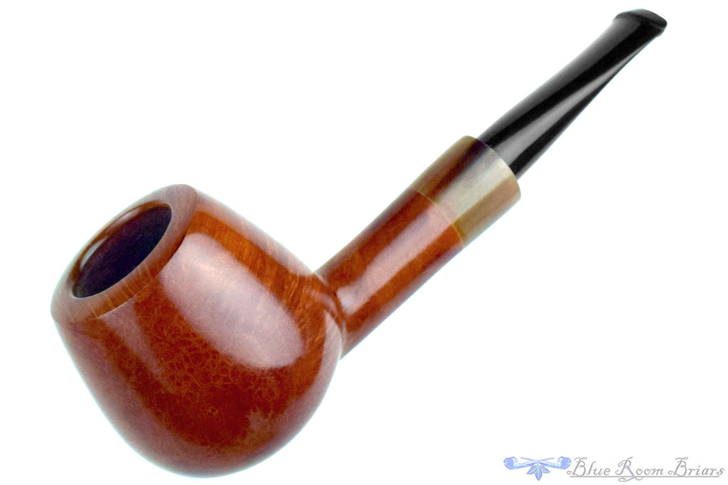 Blue Room Briars is proud to present this Erik Nielsen Pipe Grade A Apple with Buffalo Horn