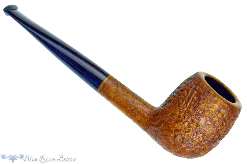 Blue Room Briars is proud to present this Reid Robertson Pipe 074 Sandblast Apple with Brindle
