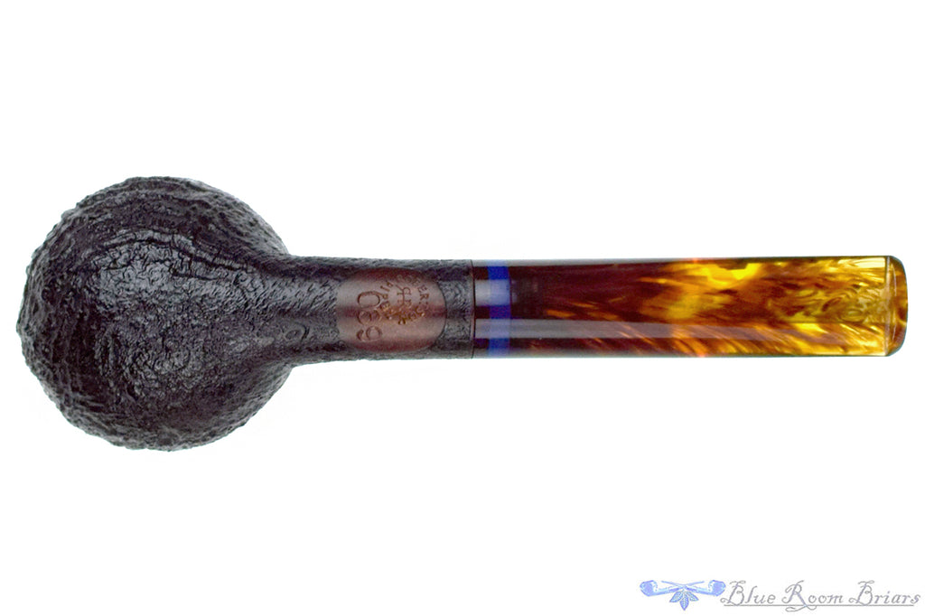 Blue Room Briars is proud to present this Reid Robertson Pipe 069 Sandblast Devil Anse with Acrylic