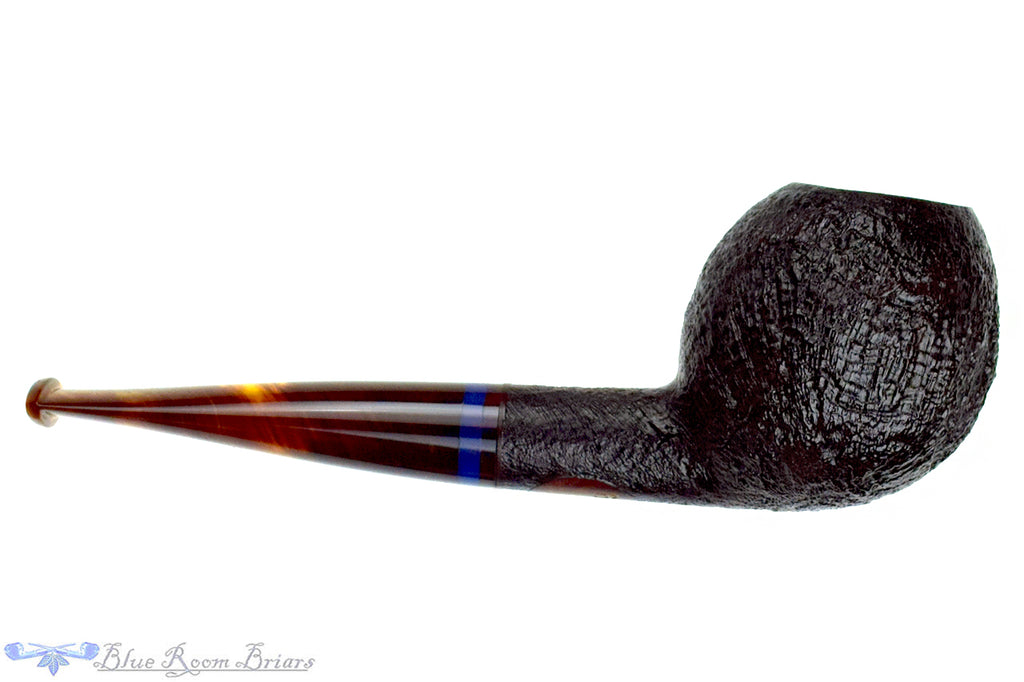 Blue Room Briars is proud to present this Reid Robertson Pipe 069 Sandblast Devil Anse with Acrylic