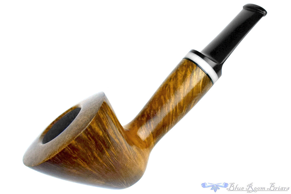 Blue Room Briars is proud to present this Charl Goussard Pipe Tipsy Dublin Sitter with Ivorite
