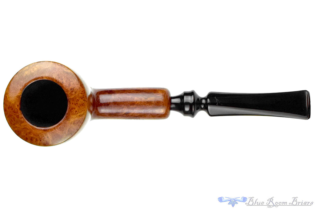 Blue Room Briars is proud to present this Willmer Straight Grain AA Grade Dublin Estate Pipe