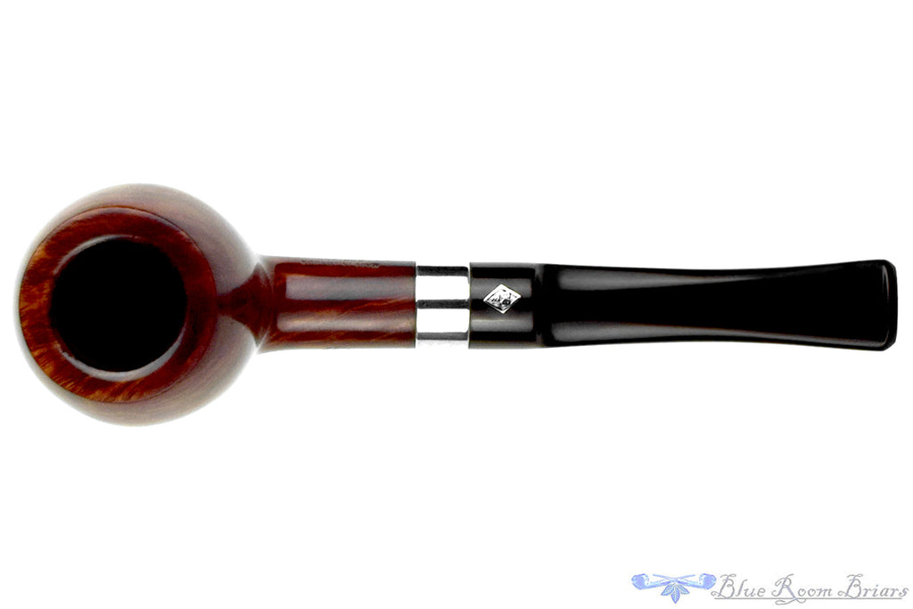 Blue Room Briars is proud to present this BBB Own Make 166 Apple Sitter with Silver Estate Pipe