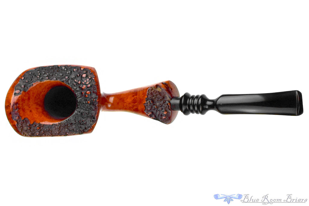 Blue Room Briars is proud to present this Nørding Extra Large Bent Standing Freehand Sitter with Plateaux Estate Pipe