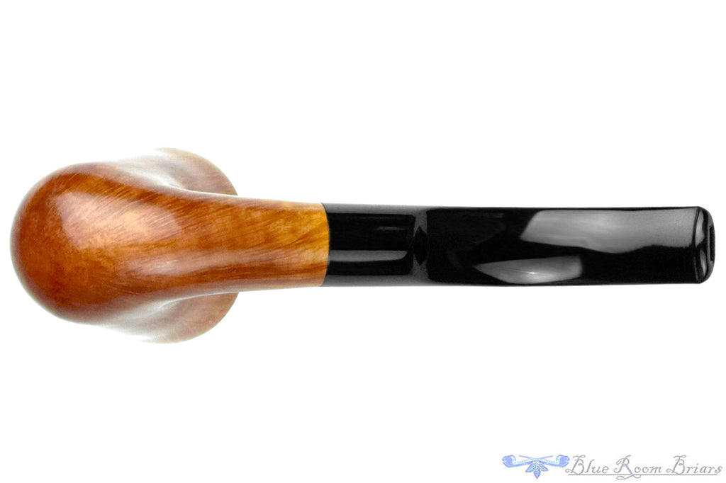 Blue Room Briars is proud to present this Paul Perri Large Bent Dublin Estate Pipe