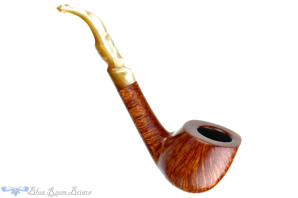 Blue Room Briars is proud to present this Ben Wade Majestic Designer Series Large Bent Scoop Estate Pipe