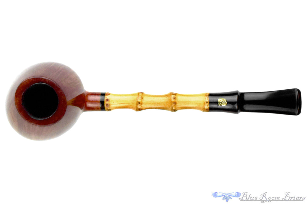 Blue Room Briars is proud to present this Peter Stokkebye (Jørgen Larsen) Bent Asymmetric Egg with Bamboo Estate Pipe