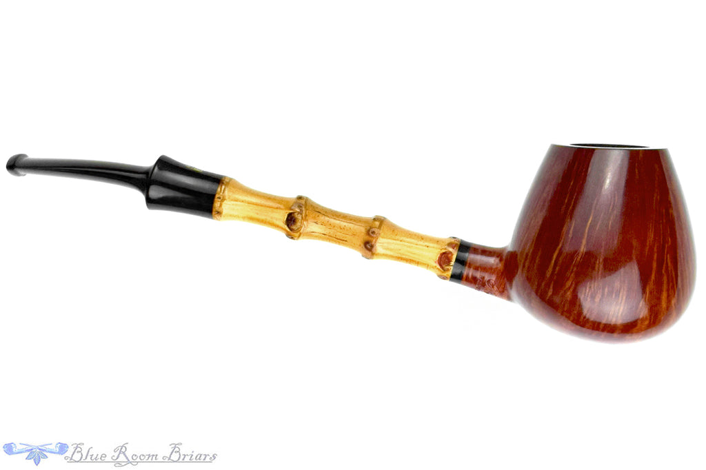 Blue Room Briars is proud to present this Peter Stokkebye (Jørgen Larsen) Bent Asymmetric Egg with Bamboo Estate Pipe