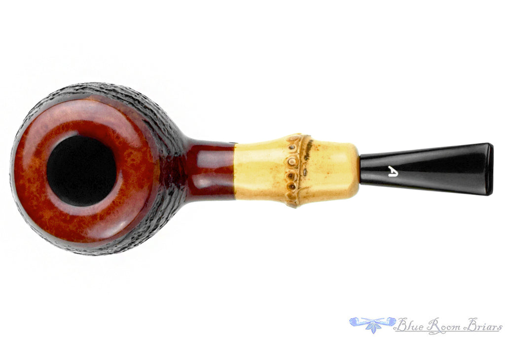 Blue Room Briars is proud to present this Ascorti Media Partial Sandblast Prince Sitter with Bamboo Estate Pipe
