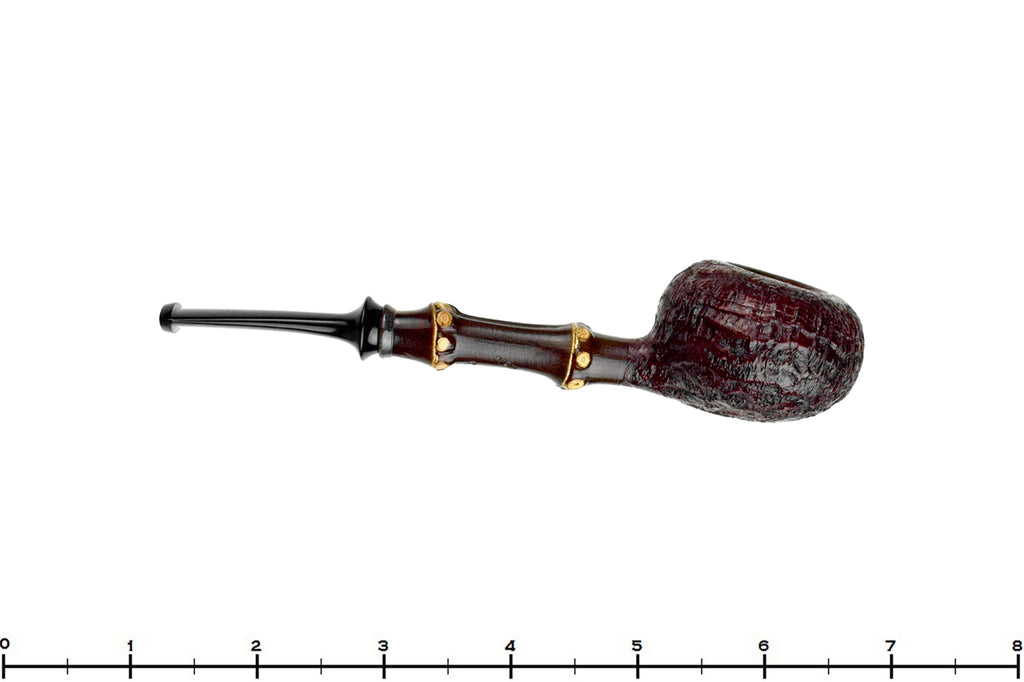 Blue Room Briars is proud to present this Joe Hinkle Pipe 26DF Sandblast Tomato Sitter with Dark Bamboo and Horn
