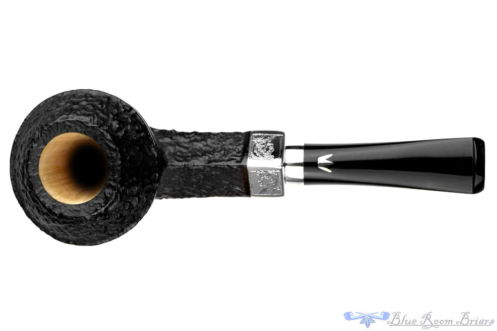 Blue Room Briars is proud to present this Fiamma di Re Rhodesiart Dante Epica Sandblast Bulldog With Silver