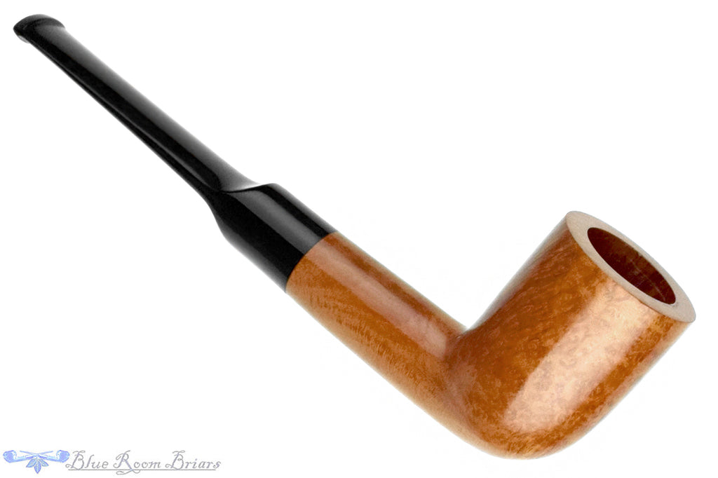Blue Room Briars is proud to present this G.V.G First Quality (Genod) Dublin UNSMOKED Estate Pipe
