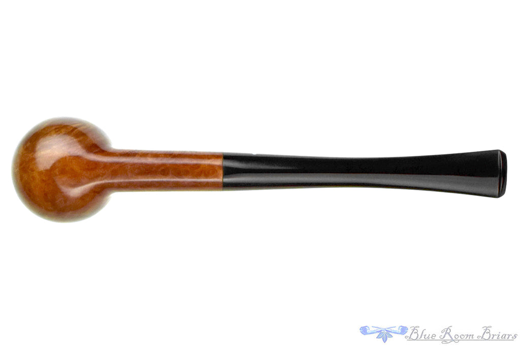 Blue Room Briars is proud to present this Sasieni Four Dot Natural "Worcester" Apple Sitter Estate Pipe