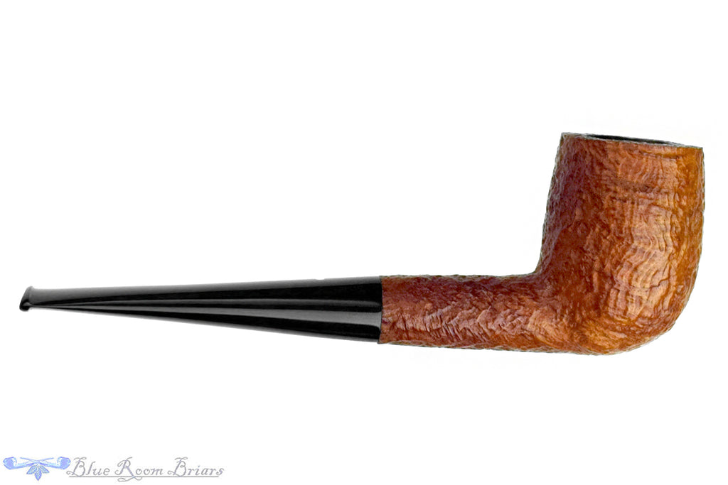 Blue Room Briars is proud to present this Dunhill Tanshell (1954 Make) 252 Sandblast Billiard Sitter Estate Pipe