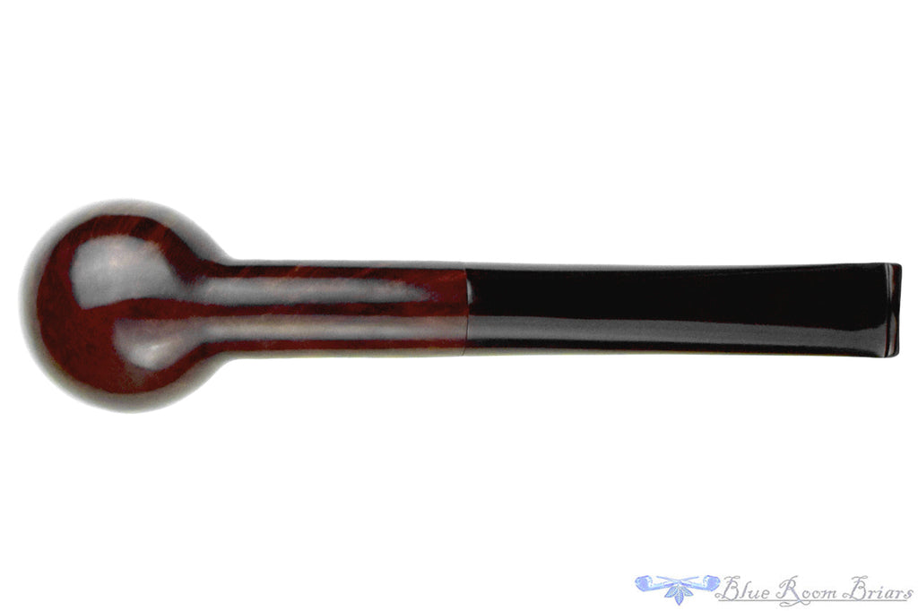 Blue Room Briars is proud to present this Dunhill (Amber Root?) (1970s Make) Billiard Estate Pipe