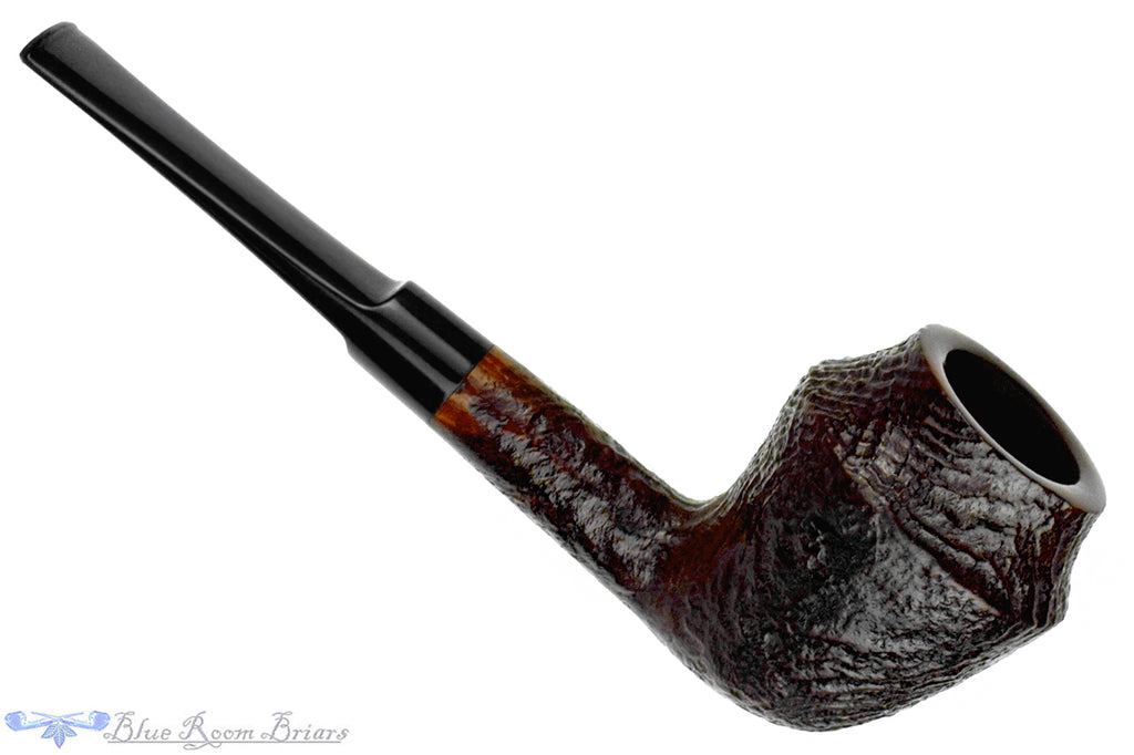 Blue Room Briars is proud to present this GBD Collector Prehistoric 9641 (Pre-Cadogan) Sandblast Rhodesian Sitter Estate Pipe