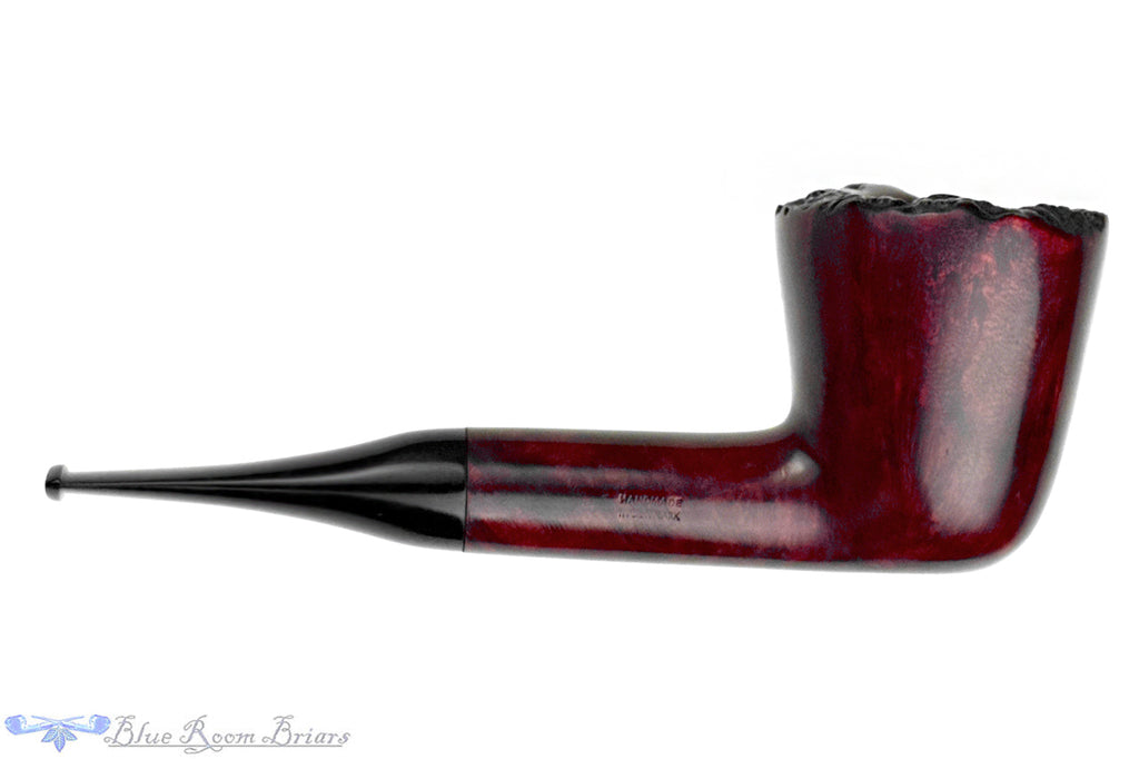 Blue Room Briars is proud to present this Bari Wiking Handmade Large Dublin (9mm Filter) with Plateau Estate Pipe