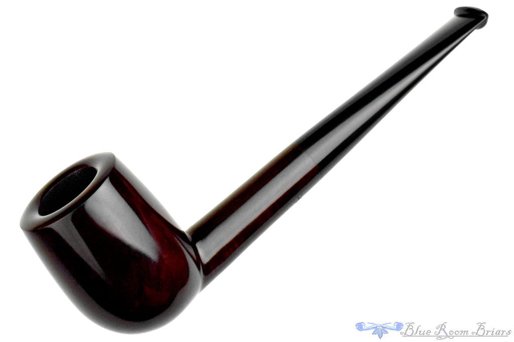 Blue Room Briars is proud to present this Jesse Jones Pipe 3326 Billiard