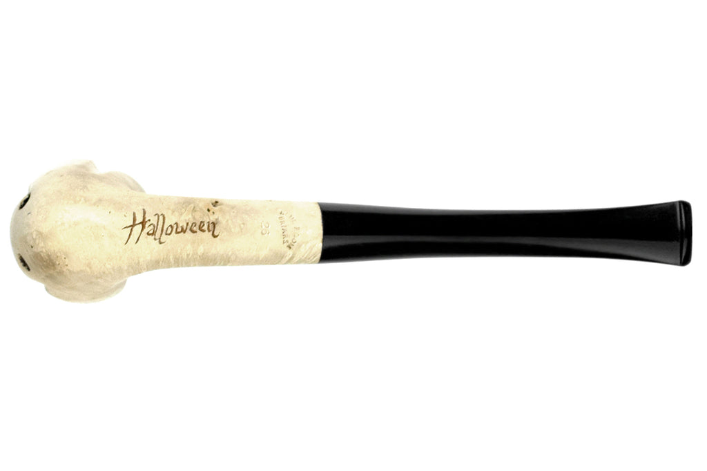Blue Room Briars is proud to present this Blue Room Briars Pipe 2026 Halloween Bent Ghost Dublin