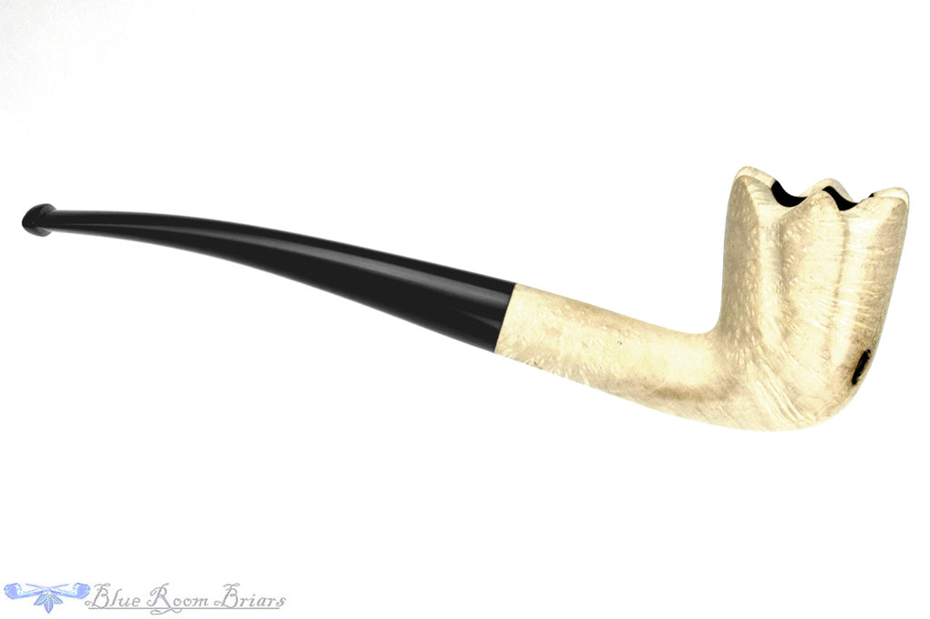 Blue Room Briars is proud to present this Blue Room Briars Pipe 2026 Halloween Bent Ghost Dublin