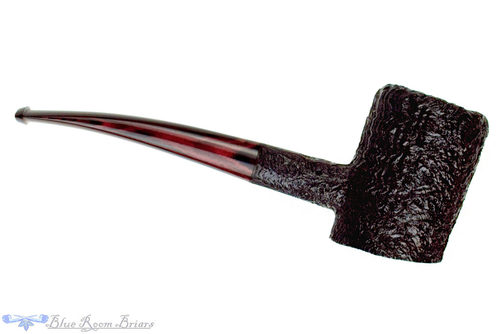 Blue Room Briars is proud to present this Yorgos Mitakidis Pipe 6025 Sandblast Poker Sitter