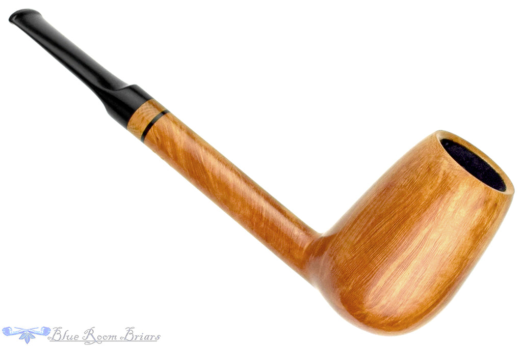 Blue Room Briars is proud to present this Nils Frederiksen Pipe Tall Danish Lovat with Macadamia