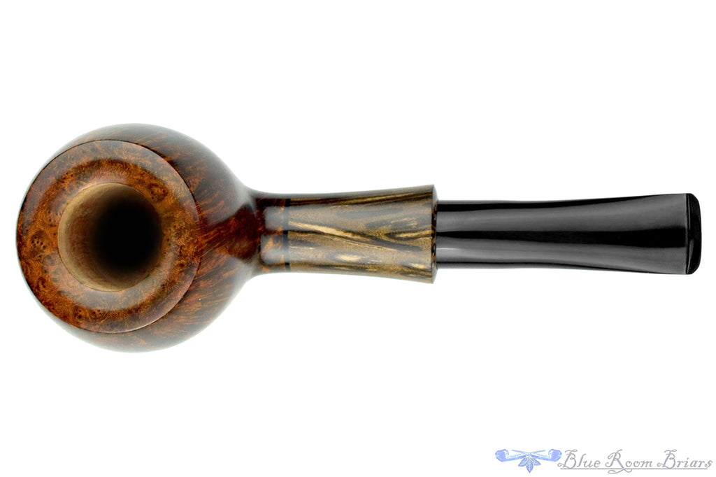Blue Room Briars is proud to present this Vollmer & Nilsson Pipe Apple with Black Palm