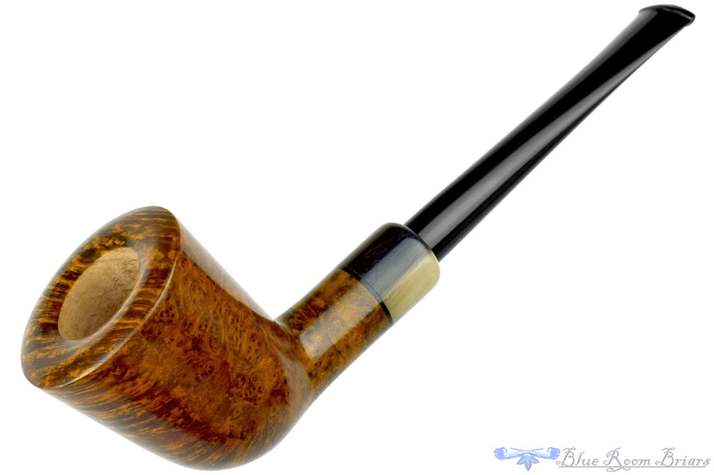 Blue Room Briars is proud to present this Vollmer & Nilsson Pipe Canted Dublin with Horn