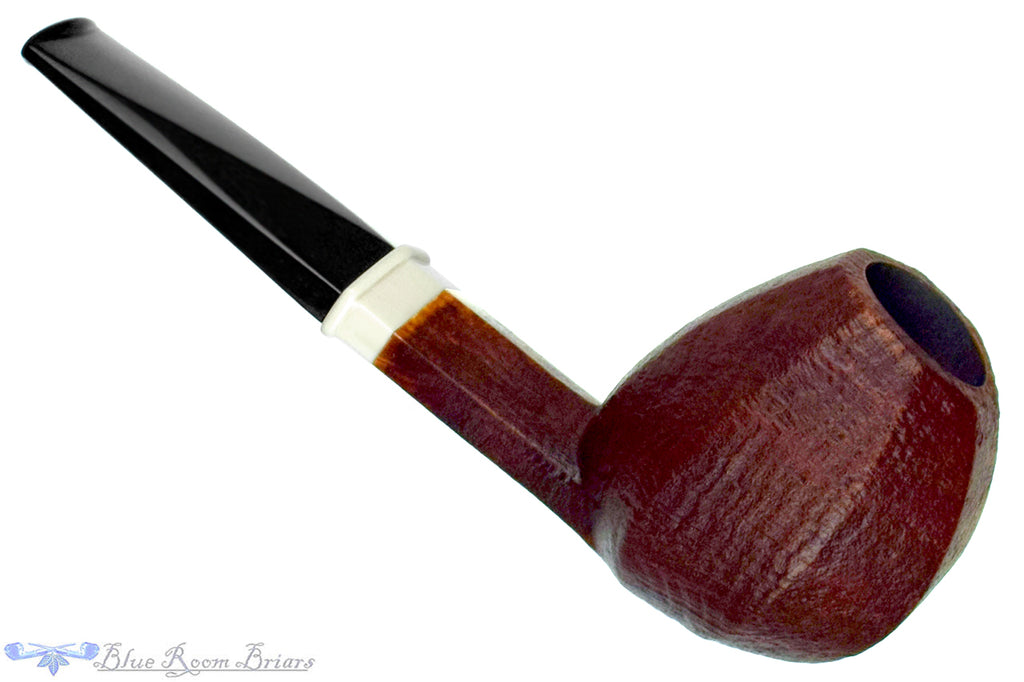 Blue Room Briars is proud to present this Marek Cikl Pipe Paneled Tulip with Ivorite