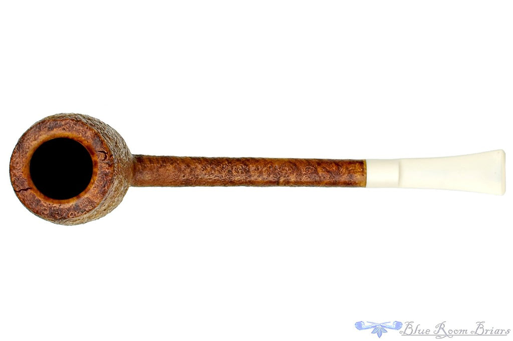 Blue Room Briars is Proud to Present this Ian Nicol Pipe High Contrast Sandblast Pencil Shank Lovat with Juma