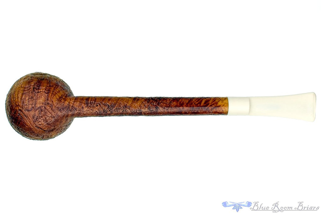 Blue Room Briars is Proud to Present this Ian Nicol Pipe High Contrast Sandblast Pencil Shank Lovat with Juma