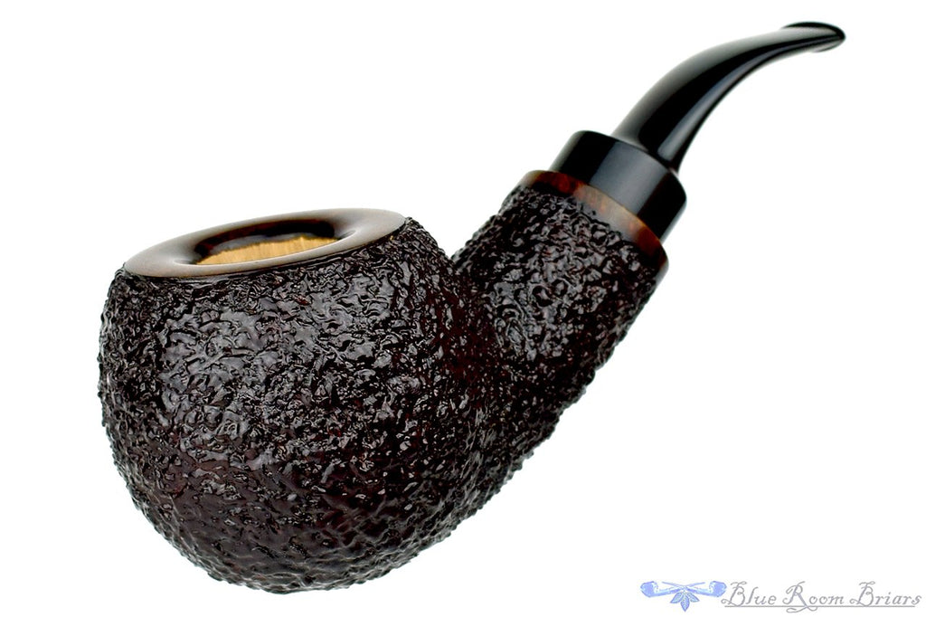 Blue Room Briars is proud to present this Todd Harris Pipe 1/2 Bent Rusticated Apple