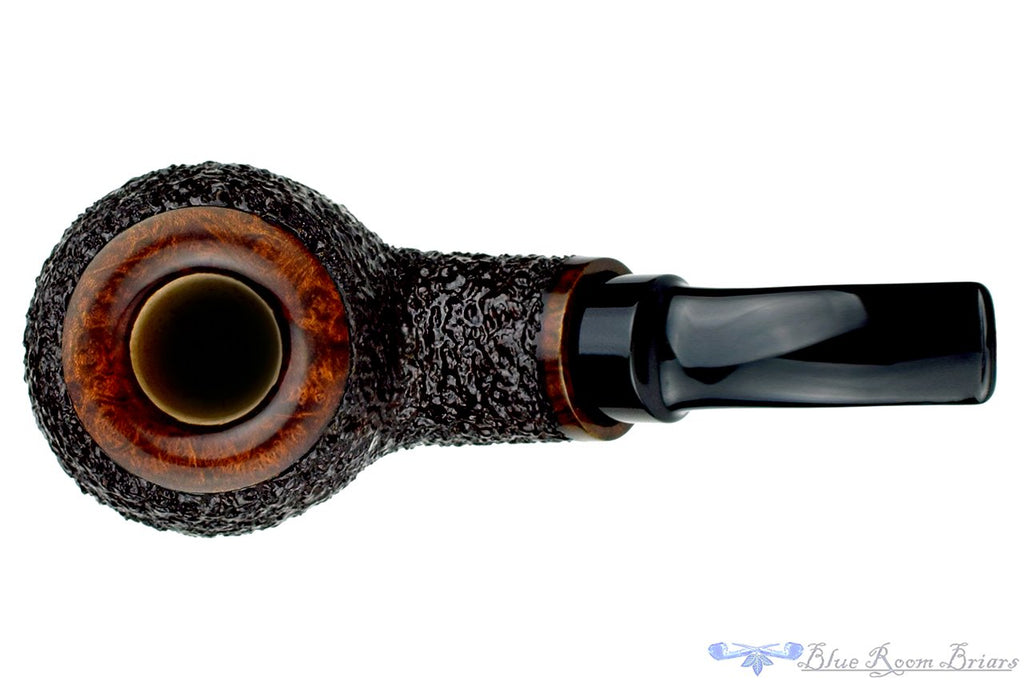 Blue Room Briars is proud to present this Todd Harris Pipe 1/2 Bent Rusticated Apple