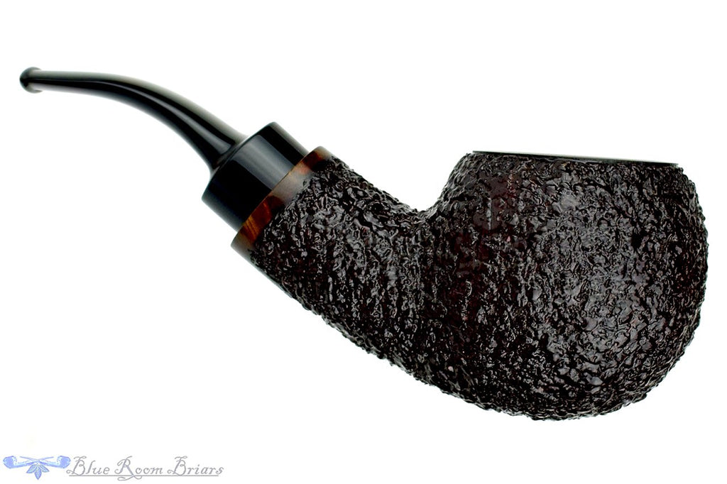 Blue Room Briars is proud to present this Todd Harris Pipe 1/2 Bent Rusticated Apple