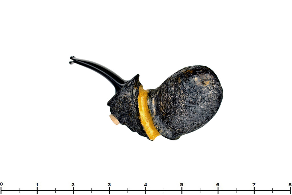 Blue Room Briars is proud to present this Roger Wallenstein Pipe Pettigo