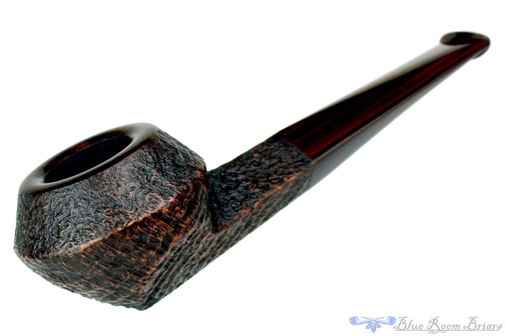 Blue Room Briars is proud to present this Jesse Jones Pipe 2219 Antique Blast Bulldog with Brindle