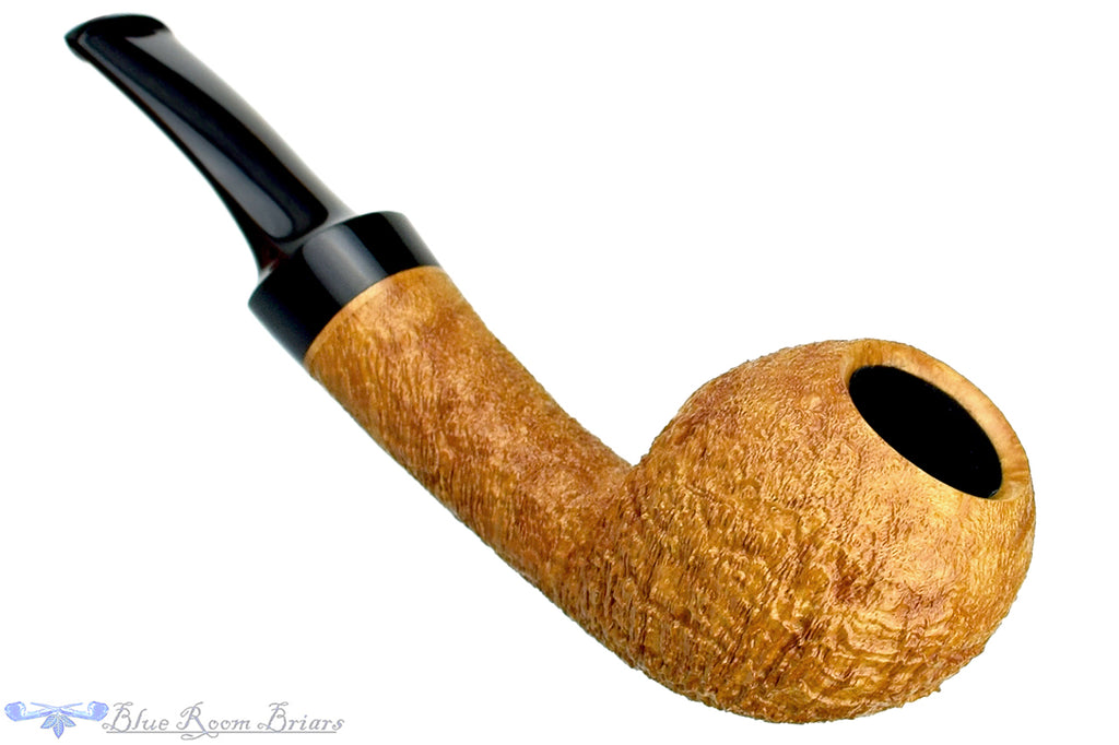 Blue Room Briars is proud to present this Clark Layton Pipe Ring Blast Danish Apple