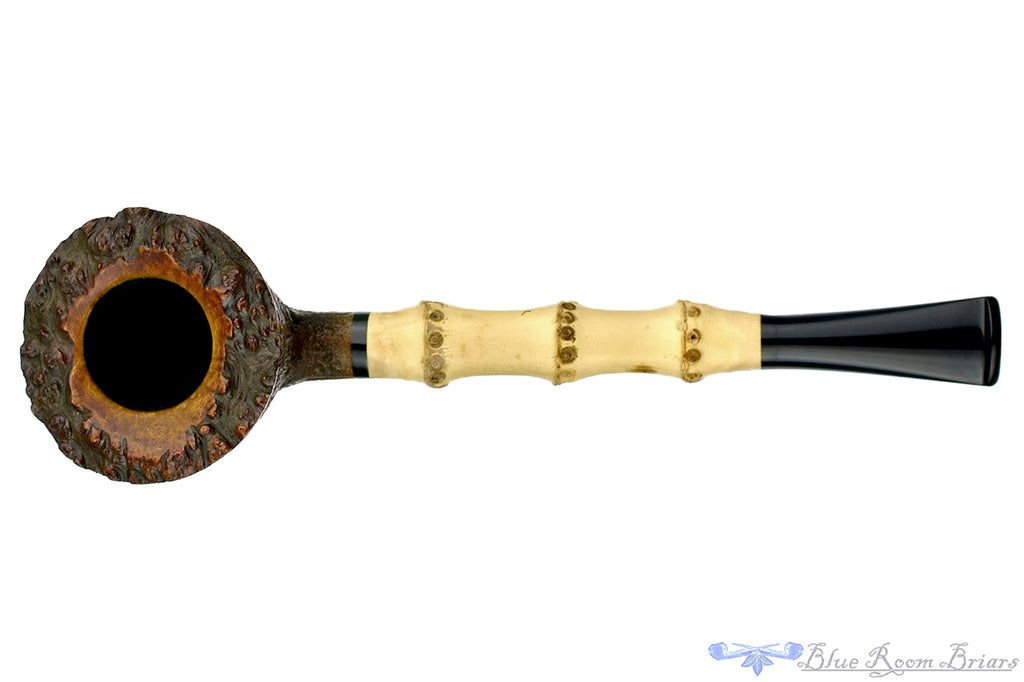 Blue Room Briars is proud to present this Doug Finlay Pipe Ring Blast Bamboo Dublin with Plateau