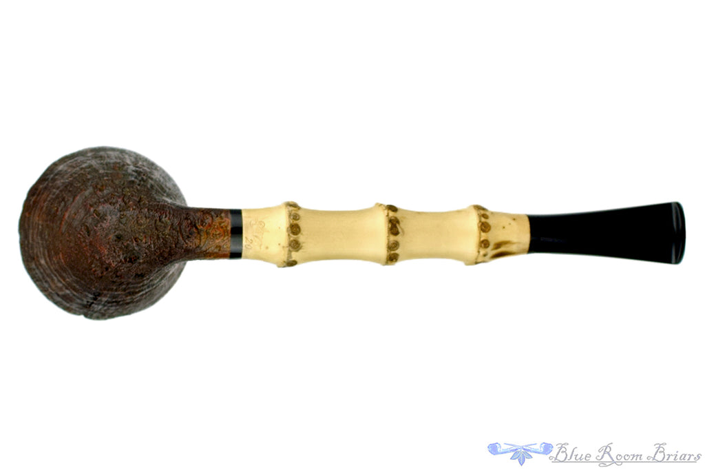 Blue Room Briars is proud to present this Doug Finlay Pipe Ring Blast Bamboo Dublin with Plateau